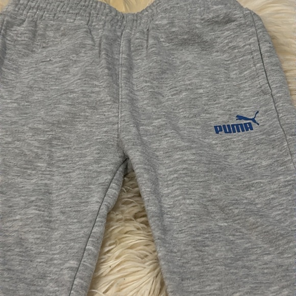 Puma Light Gray White Sweatpants Joggers in Size 4T - Picture 2 of 5